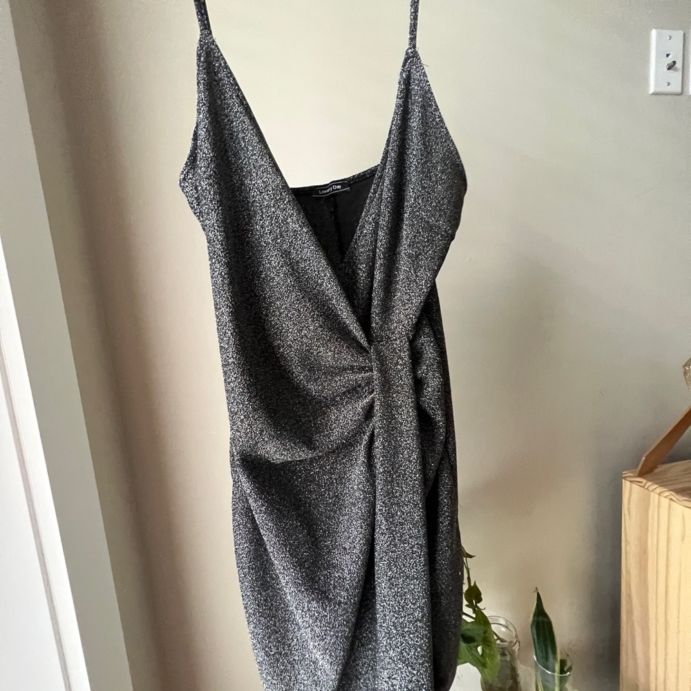 BODYCON SPARKLY MINI DRESS